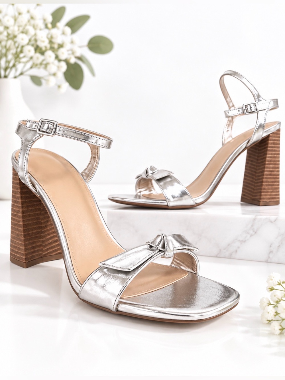 Comfort Foam Silver Metallic Block Heel Sandals Size 8.5